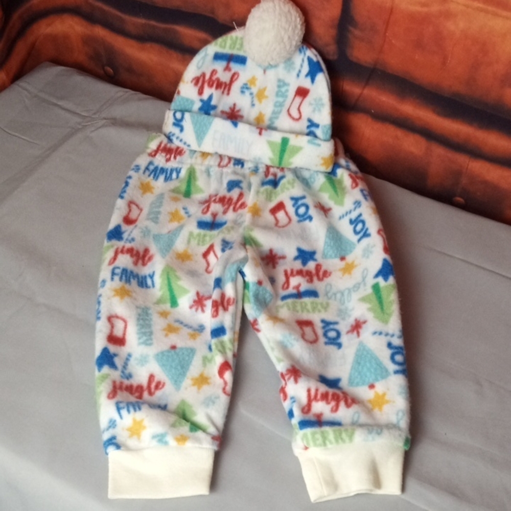 🎁 Chick Pea Holiday Fleece Joggers and Hat Set